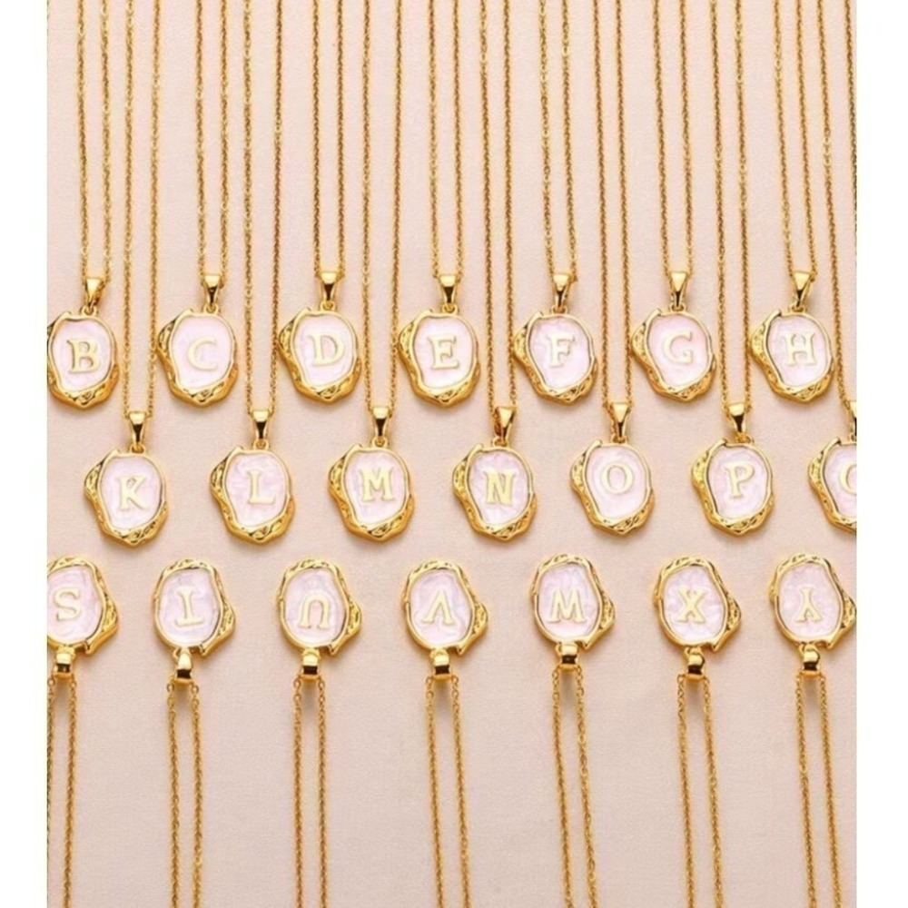 Coastal Grandma Monogram 'G' 18k Gold Plated Oceanus Pearl Oyster Necklace